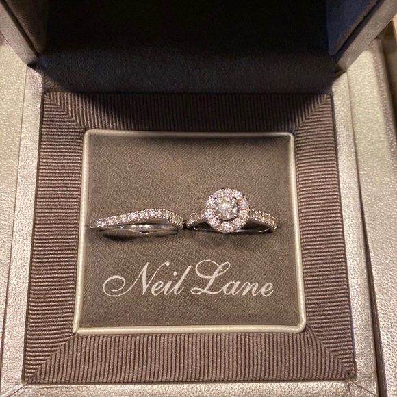 Beautiful engagement ring from Neil Lane Purchased